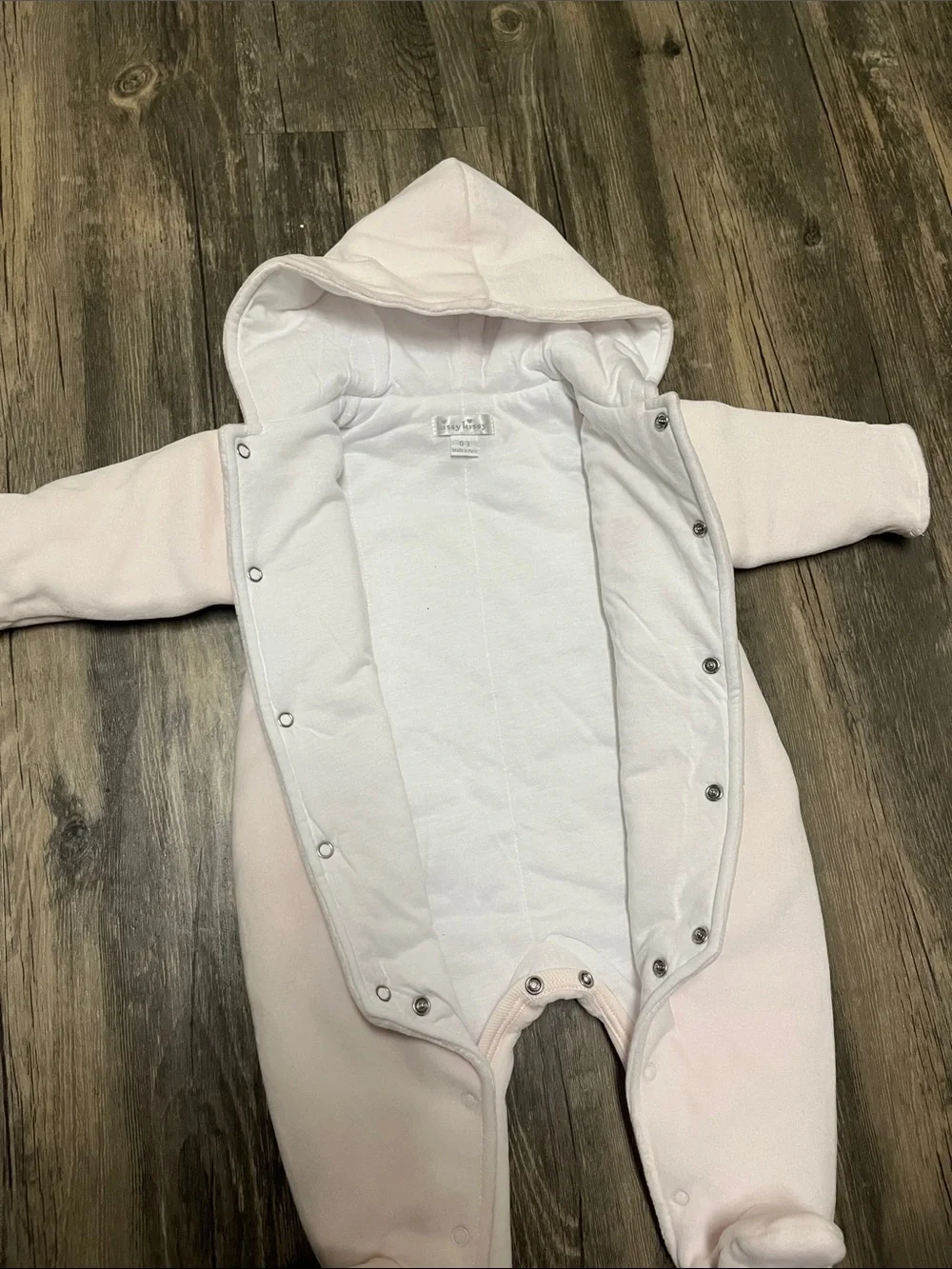 Kissy kissy baby pink bunting size 0-3 months